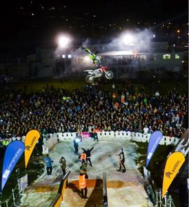 The crowd goes wild for FMX Rider Brenton Drager.